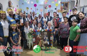 Festa de Reis reúne mais de 3 mil pessoas na comunidade do Fundão, em Perdizes-MG
