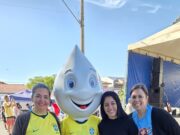 A chegada do Zé Gotinha mobiliza crianças e famílias em Perdizes durante campanha de multivacinação.