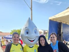A chegada do Zé Gotinha mobiliza crianças e famílias em Perdizes durante campanha de multivacinação.